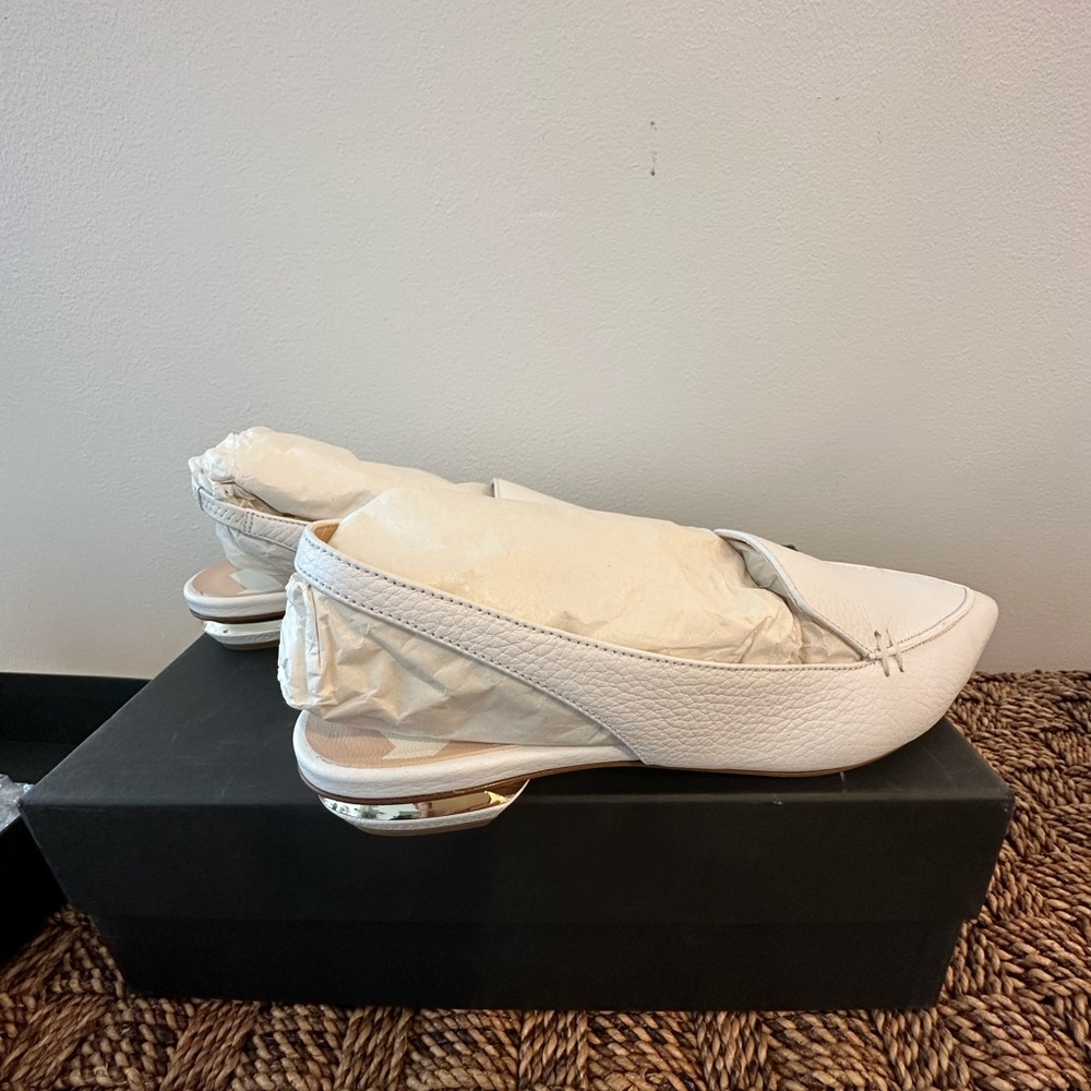 NIB Nicholas Kirkwood Sling Backs